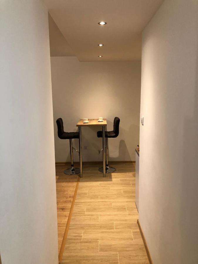 Apartament Stacja Starowka Apartment #N/A ภายนอก รูปภาพ